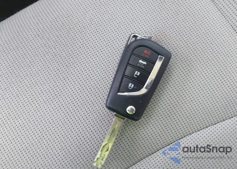 2021 Toyota Corolla Le из США, поврежденный, VIN 5YFEPMAE9MP263537